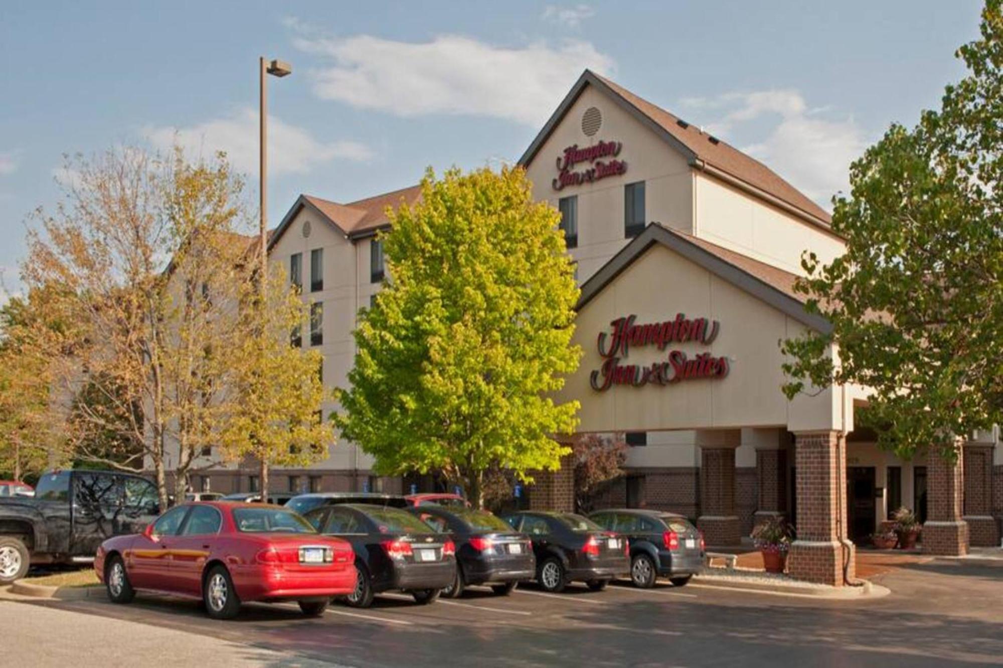 Hampton Inn & Suites Kokomo Exterior photo